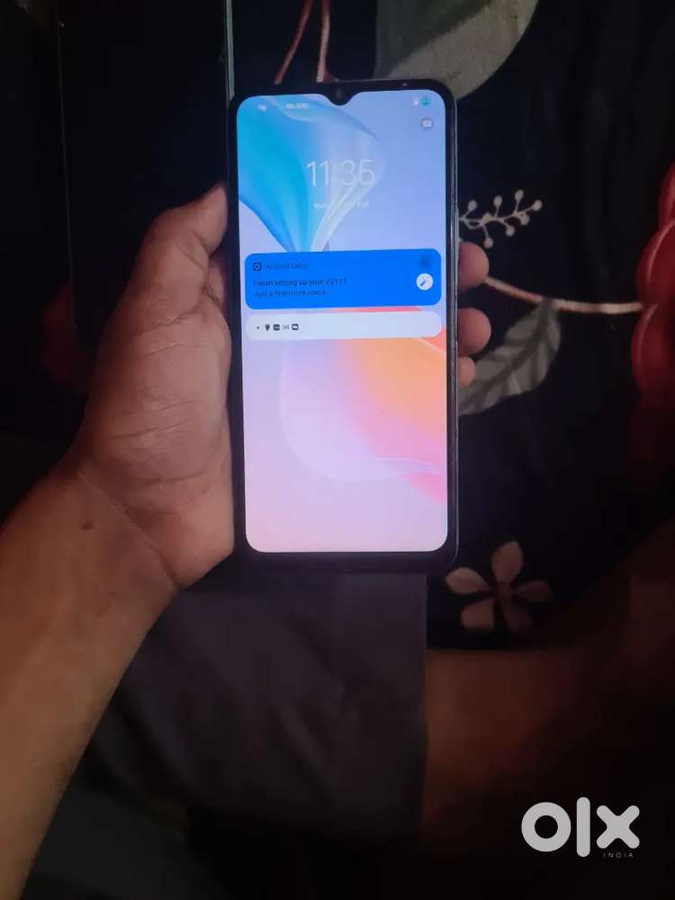 Vivo y21.  4 64