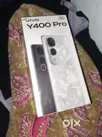 Vivo Y400 Pro 5G just 1 week mobile with bill 8gb ram 256gb storage