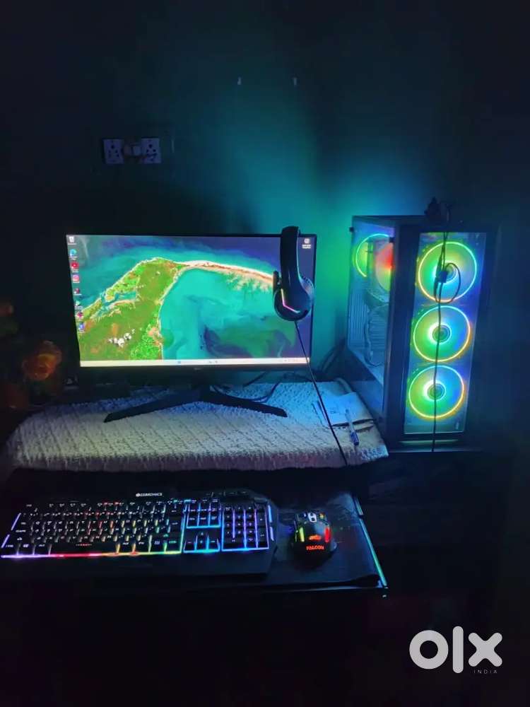 Computer console
