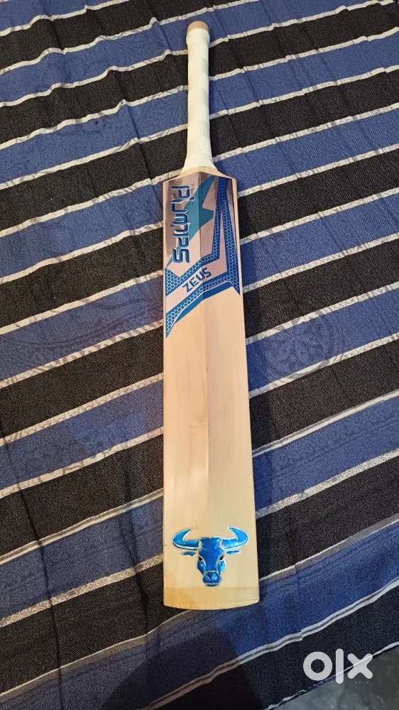 Brand new English willow bat