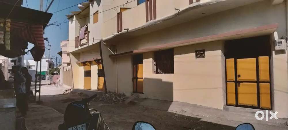 2 maale ka makaan (282 Gaz) 70ft Disha