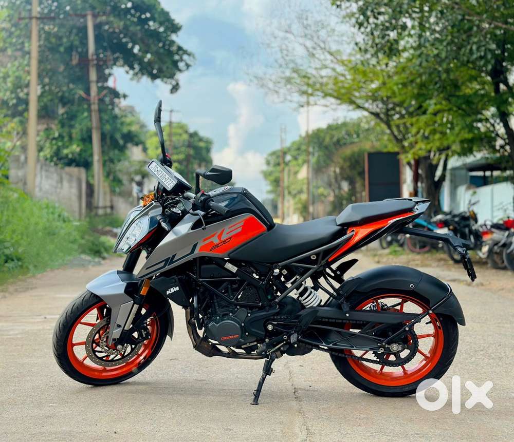 Duke 200(2025) Full TFT colour display