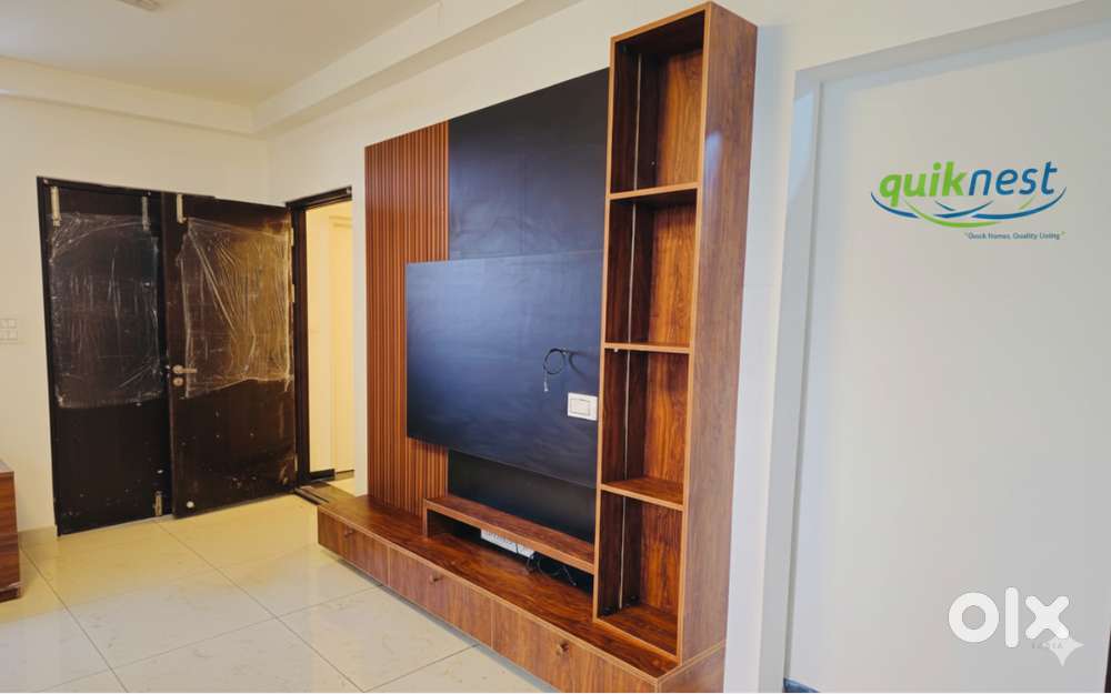 3 BHK Semi-Furnished Apartment for Lease in RR Nagar – East Facing