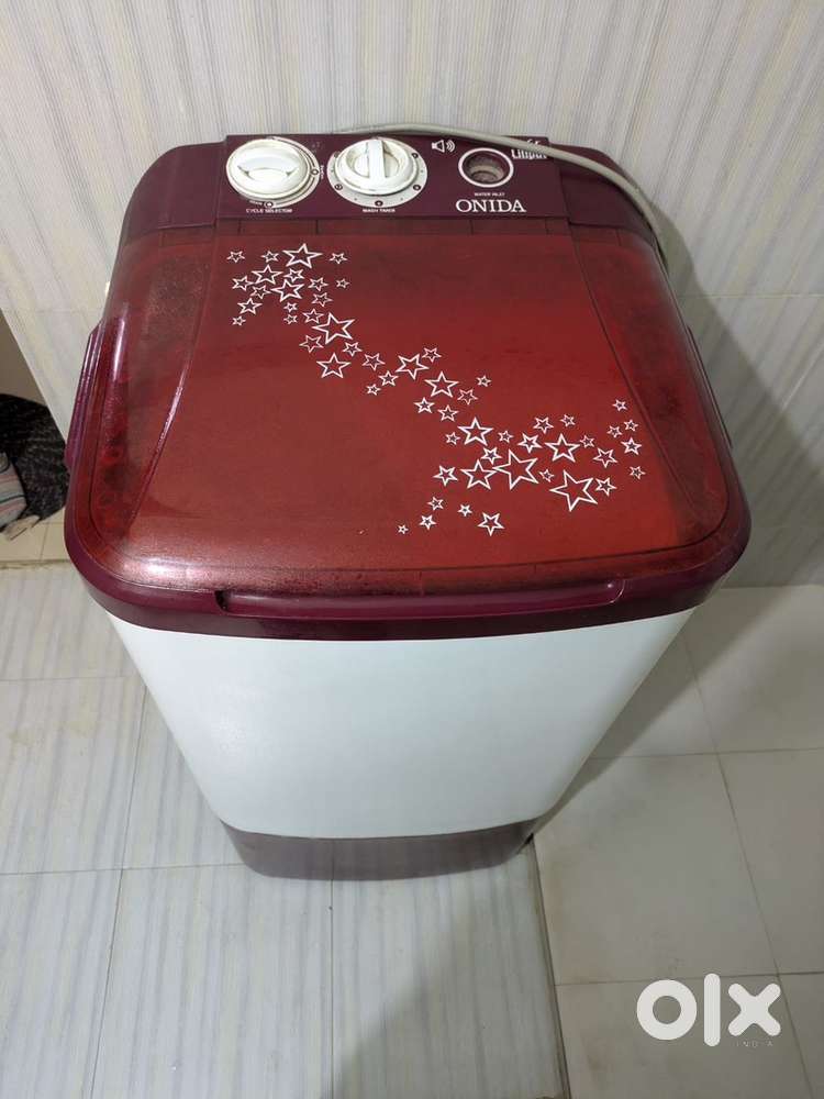 6.5 kg Washer only Red- 2 years old- Market price 5800