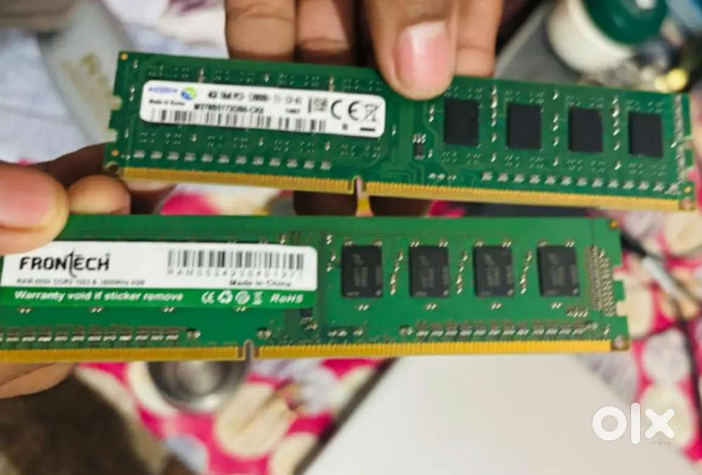 Samsung 4 GB DDR3 1600 MHzc and frontech ddr 3, 4 gb ram