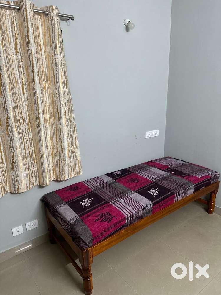 Brand New Men’s PG for Rent – Mogappair