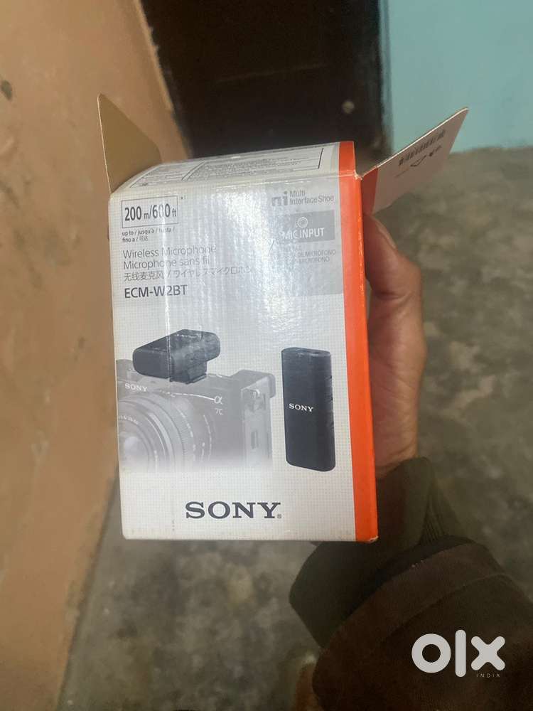 Sony ecm w2bT wireless mic  for sony cmaera