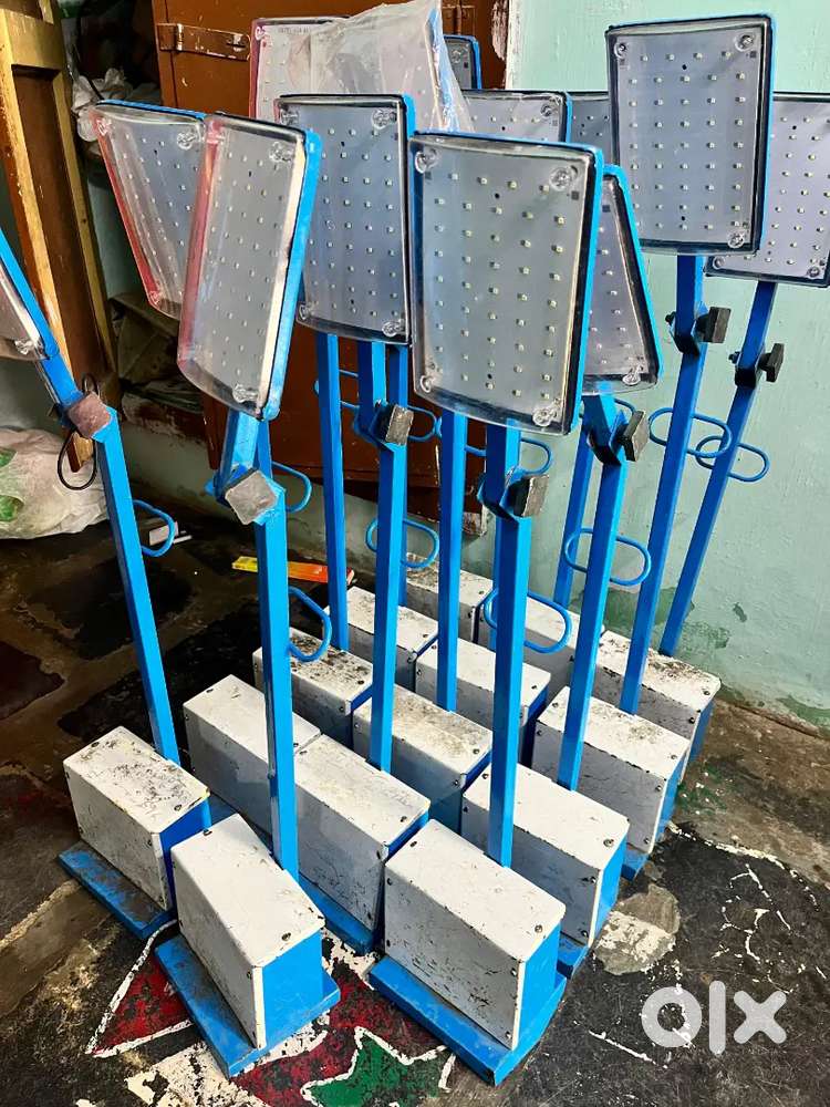 Good working stand lights with charging light's