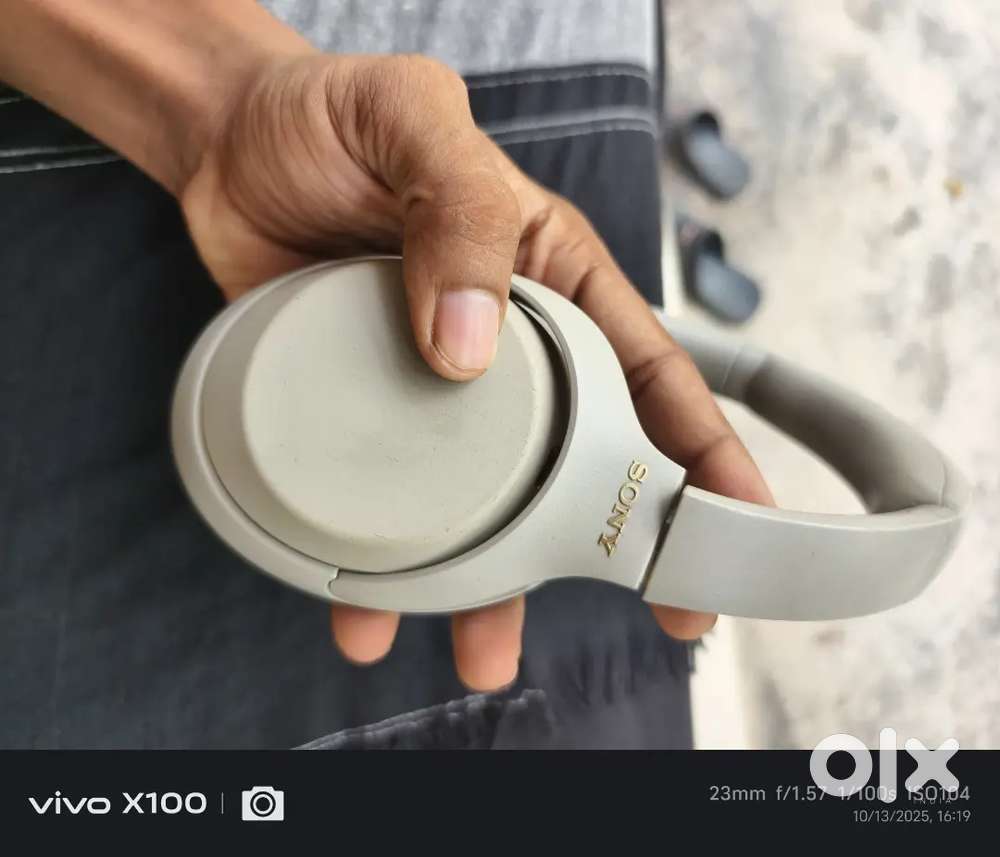 Sony WH-1000 XM4