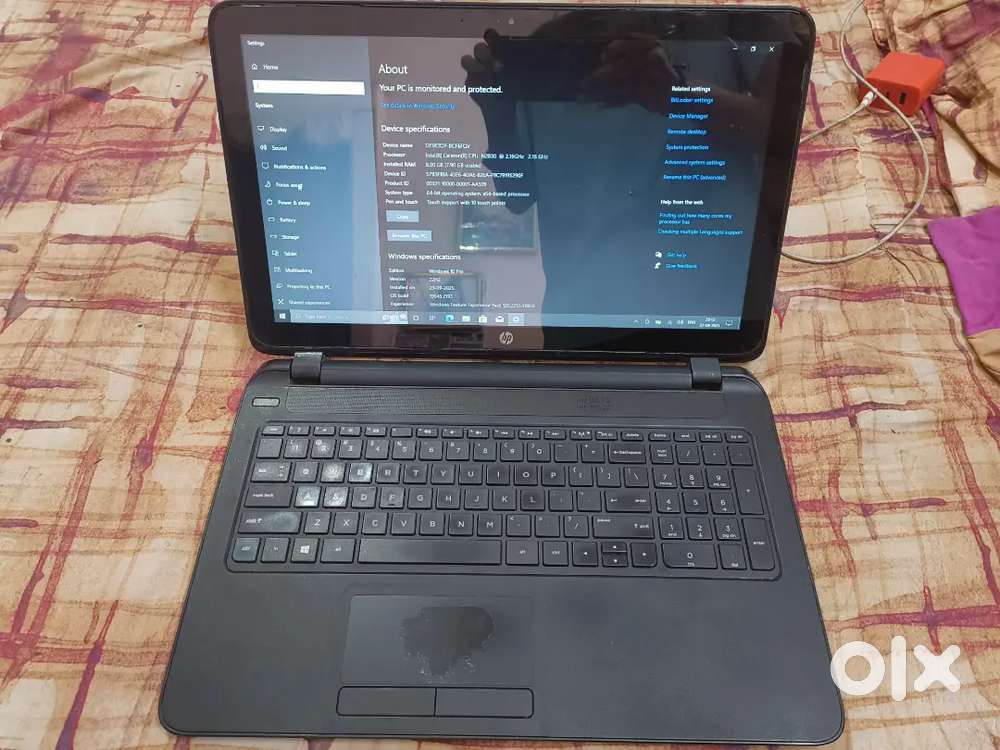 Hp Touchscreen Laptop (12gb/256gb SSD) 14.4inch
Celeron N2830