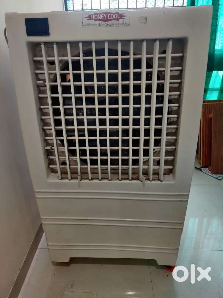 Powerful Cooler in Great Condition – Perfect for Summer!
