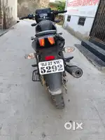 Bajaj pulsar 125 split seet
