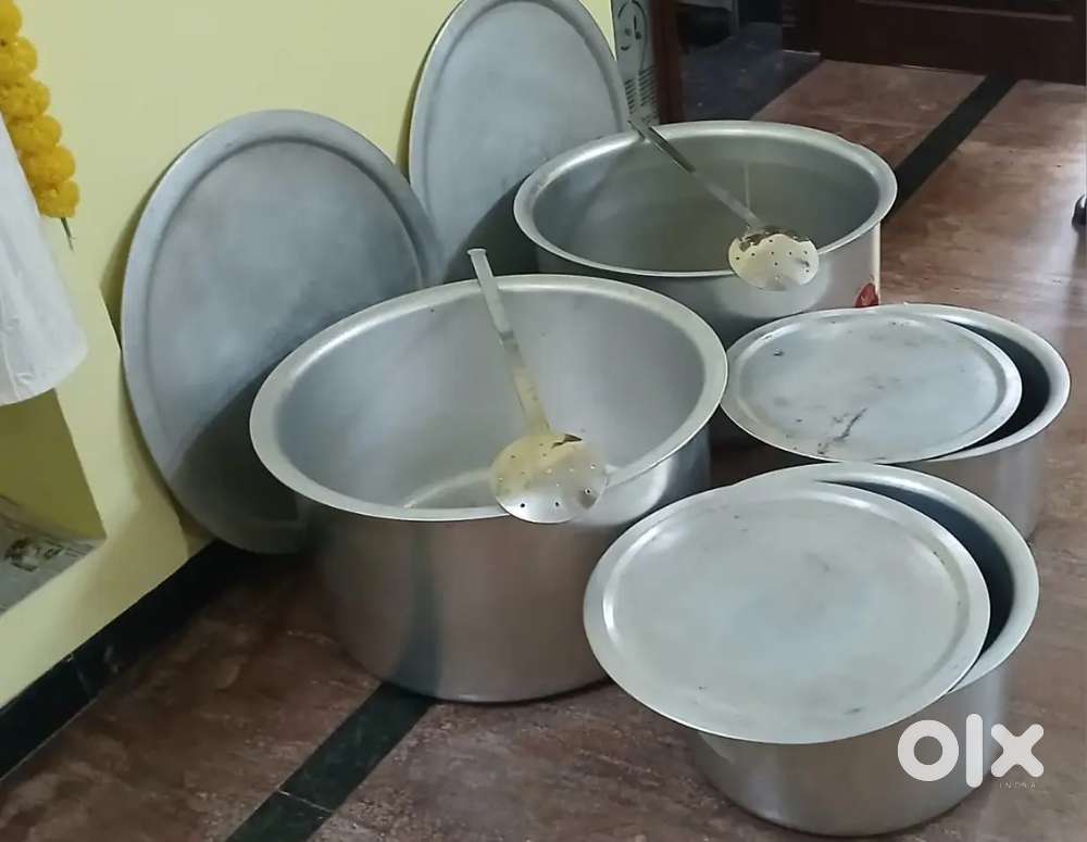 COMMERCIAL KITCHEN EQUIPMENTS