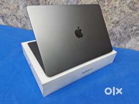 Apple Macbook Air M3 Chip 8GB Ram 256GB SSD With Box in Warranty