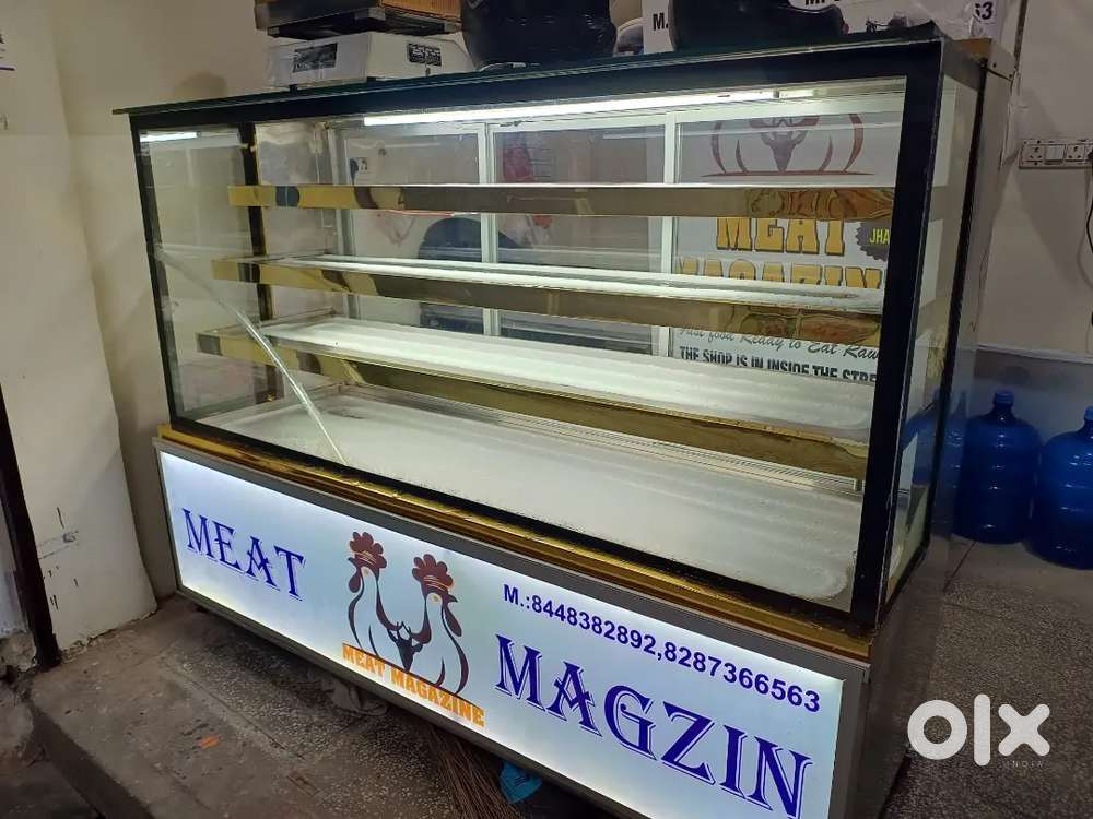 6 Feet Meat Display Counter – 4 Shelf (Only 1 Month Used) Urgent Sale