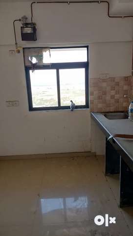 2bhk rental flat available in near hyper City ghodbandar Rd