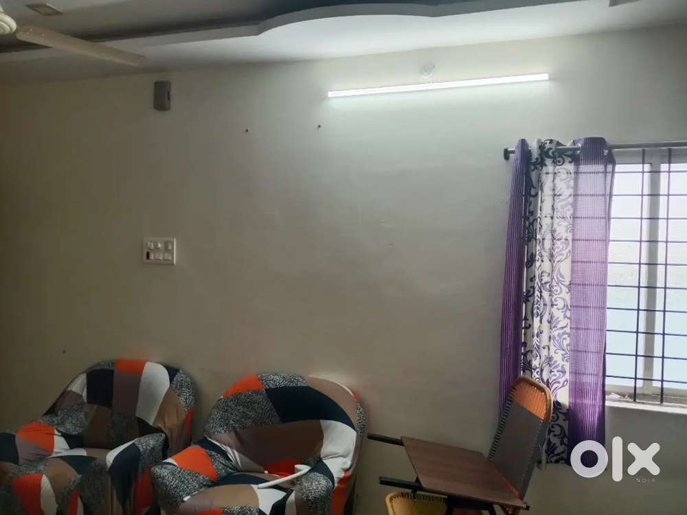 Argent wanted room.ment