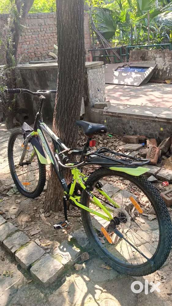 One year used Ranger single shocker cycle in very good condition.