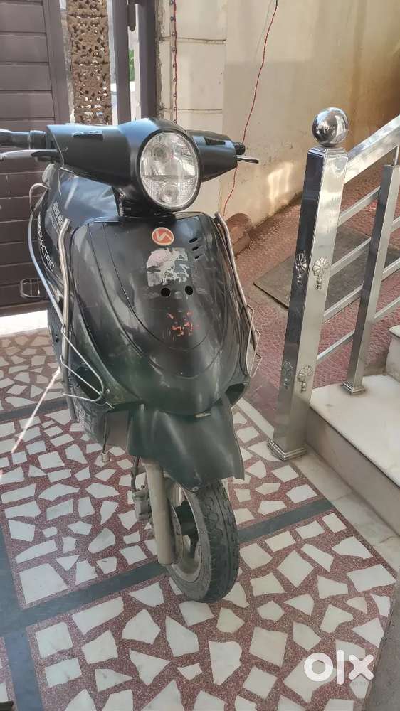 Hero photon electric scooter