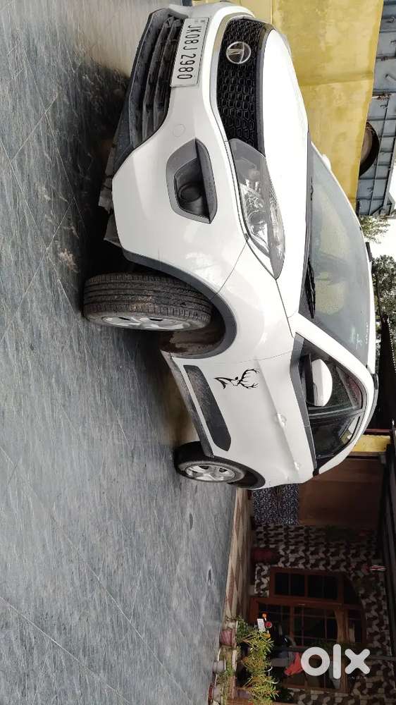 Tata Nexon 2019 Petrol 33000 Km Driven