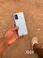 One plus 8t 12/256 5g