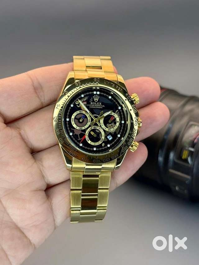 Premium watches, sunglasses, shoes at affordable prices