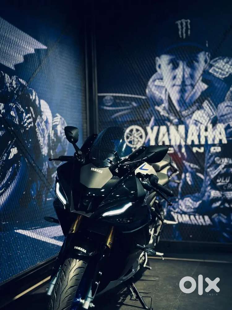 R15 M ant good condition