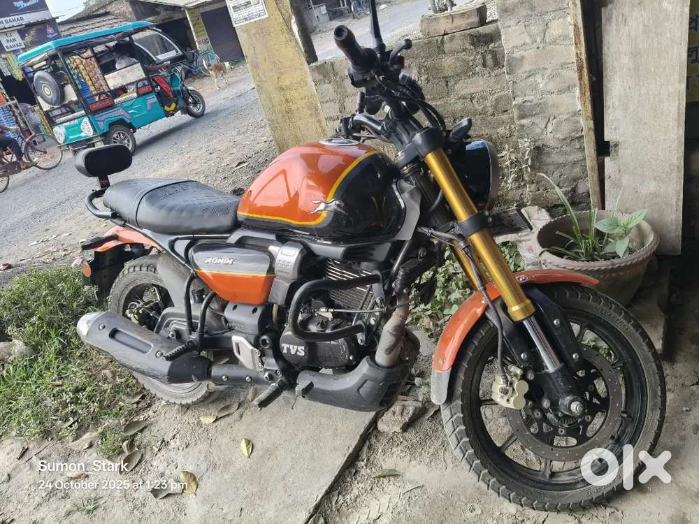 TVS RoNIN ,, good condition,, all papers update,, 1st owner