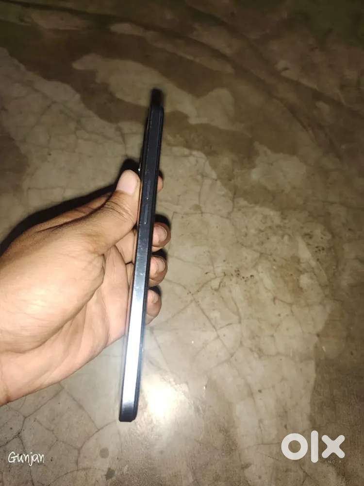 Oppo Reno 8.    8/128