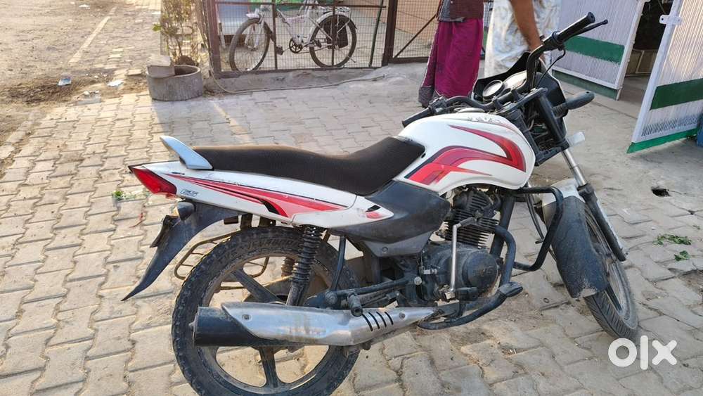 tvs sport white colour