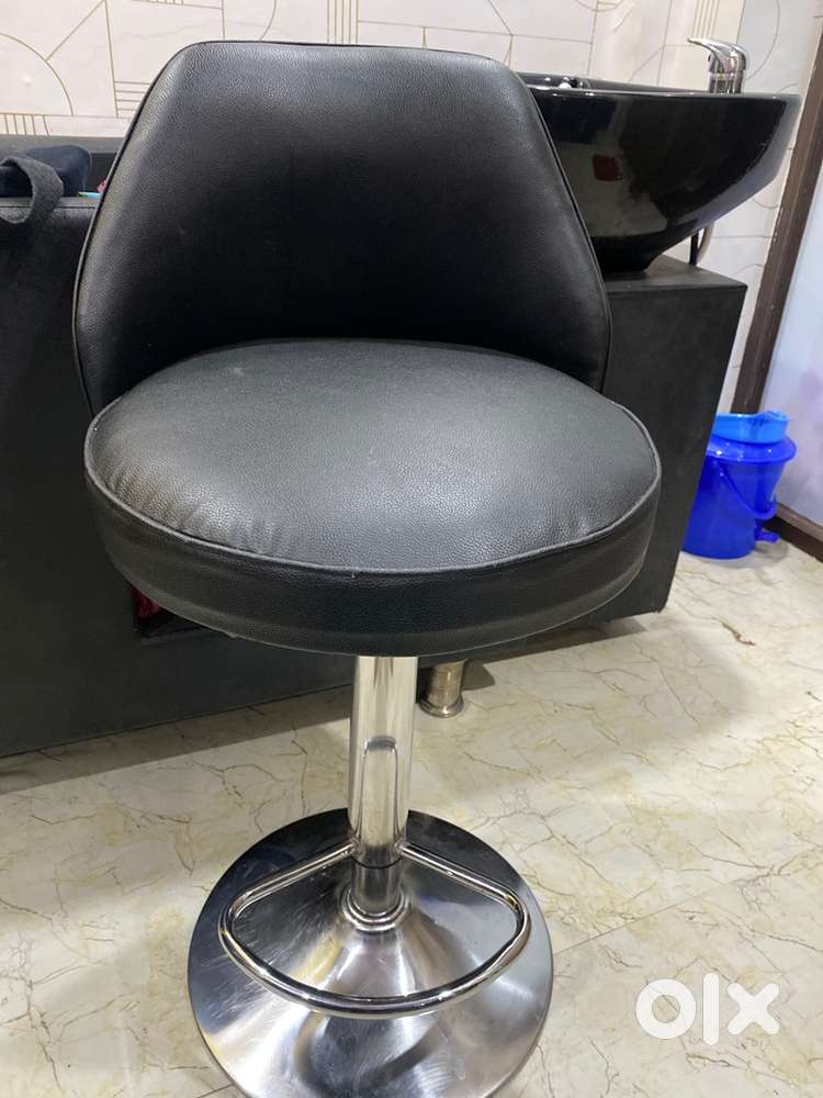 Cutting chair