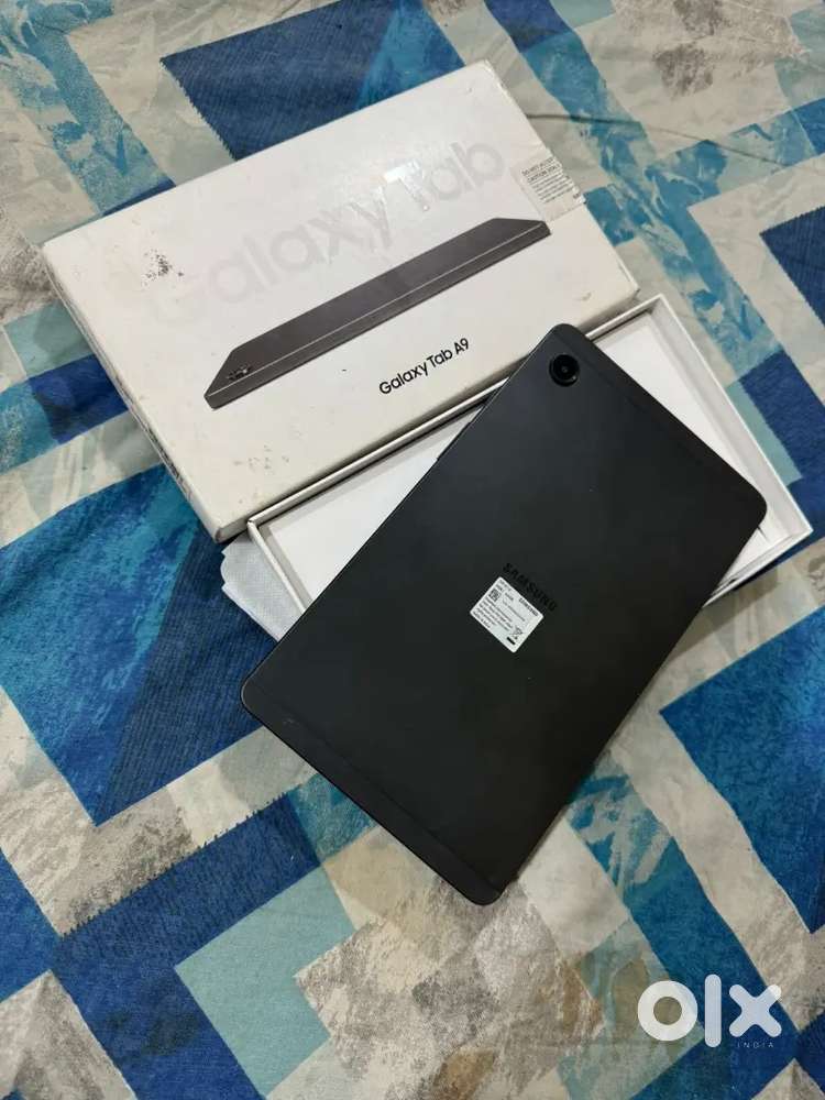 Samsung Tab A9 WiFi 4/64 with bill box good condition tablet android