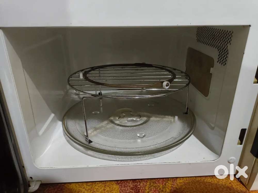 Microwave 1 year ol