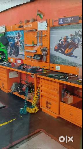 Ready KTM Bike Workshop Setup for Sale – Ideal for New Garage Business