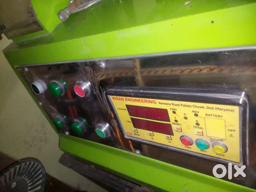 Sealing fan wending machine