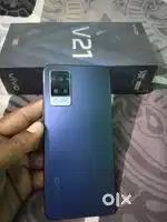 Vivo v 21 5g in very good condition no any problem