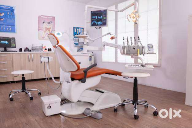 Dental Assistant/ Receptionist