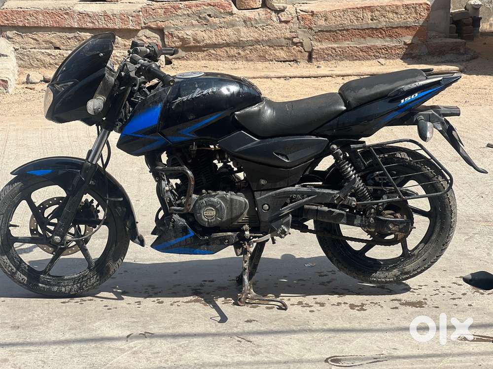 Pulsar 150
