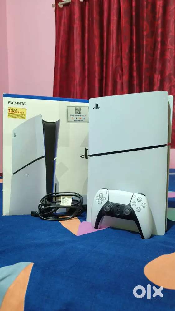 Ps5 1tb in excellent condition 10 month old with all documents