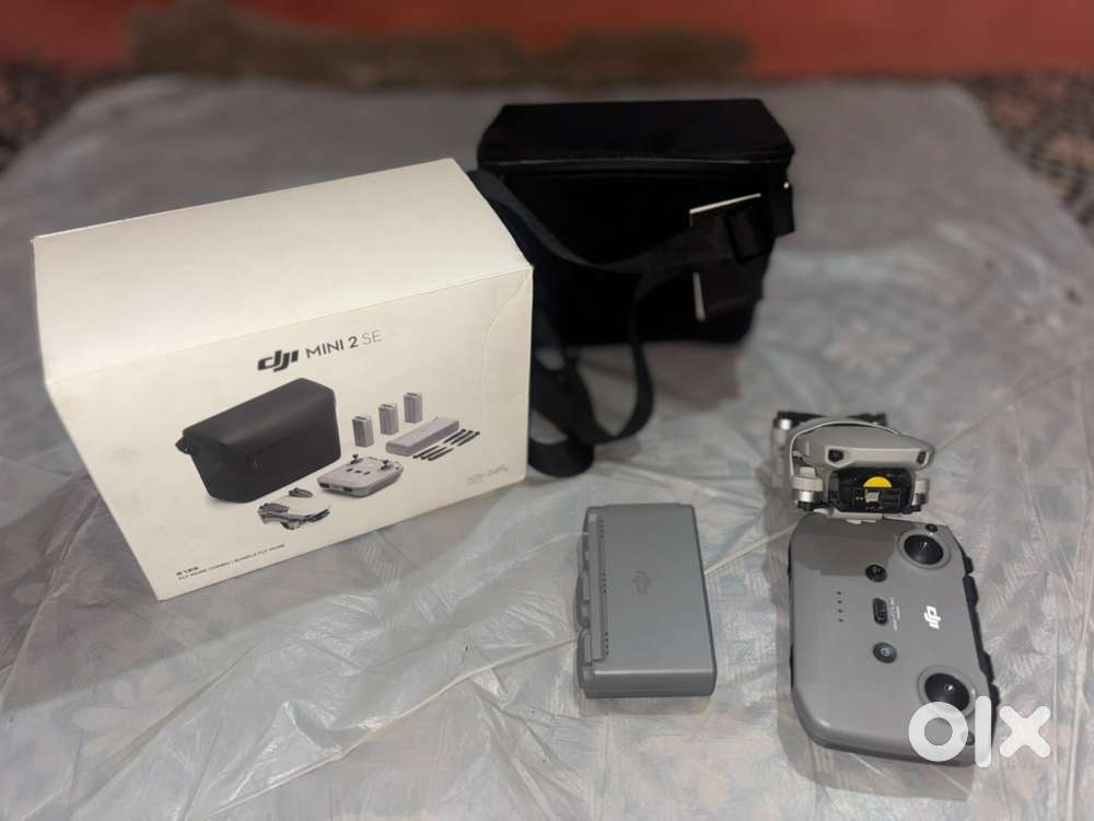 DJI Mini 2 SE FLY MORE COMBO  Drone