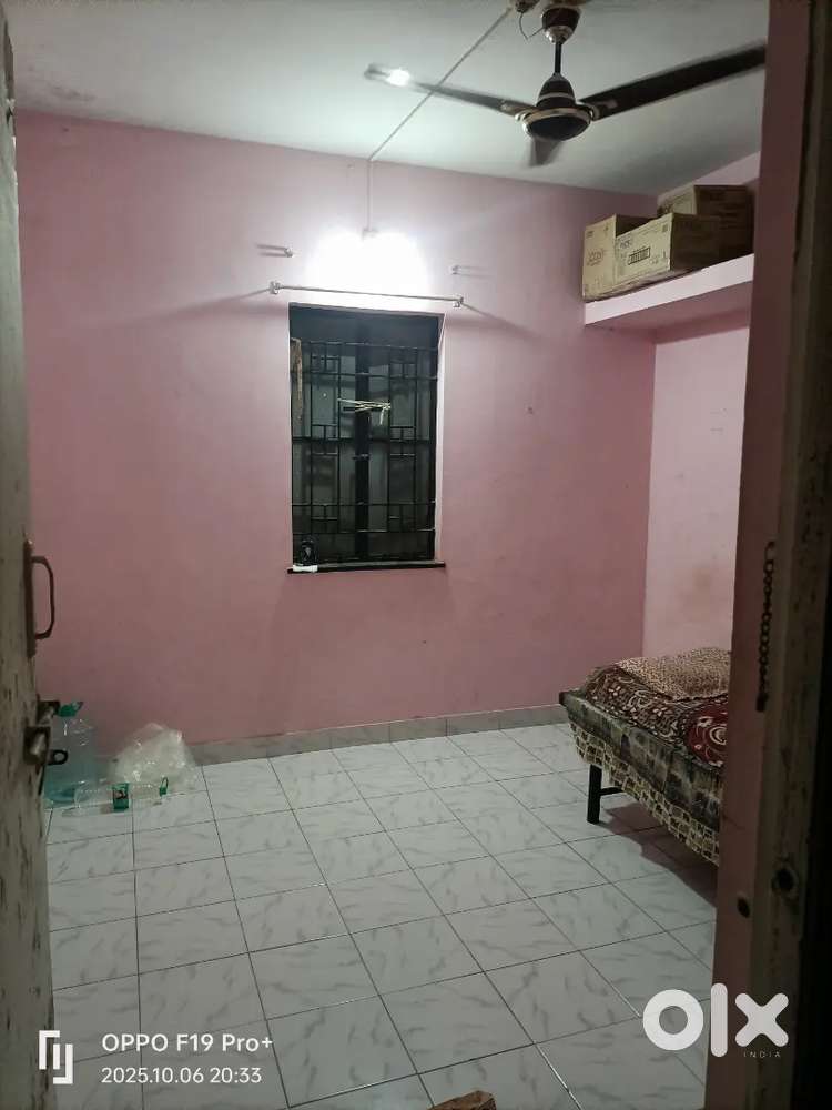 1 single Room Available For Rent Luxury sami furnished