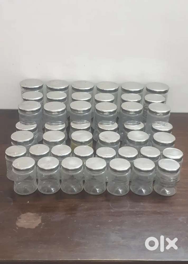 Plastic Barni / Containers (45)
