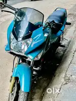 Hero karizma R