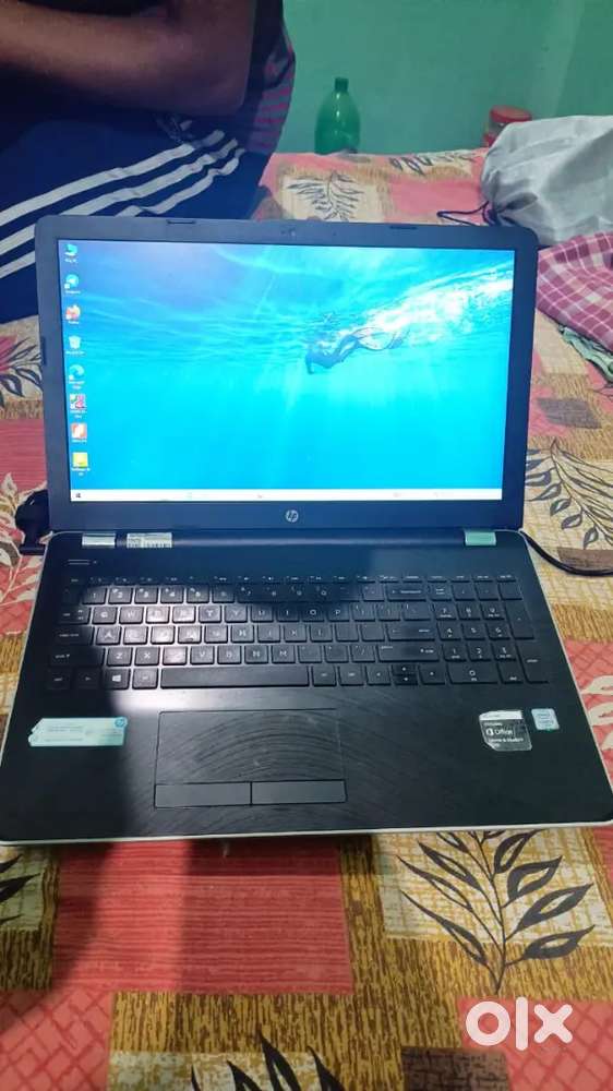 Hp laptop, i3 processer , 500gb hdd, 128gb ssd.