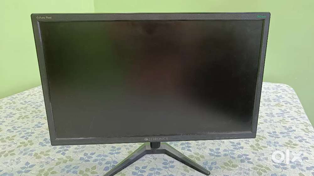 Zebronics 22 inches TFT 2 years old