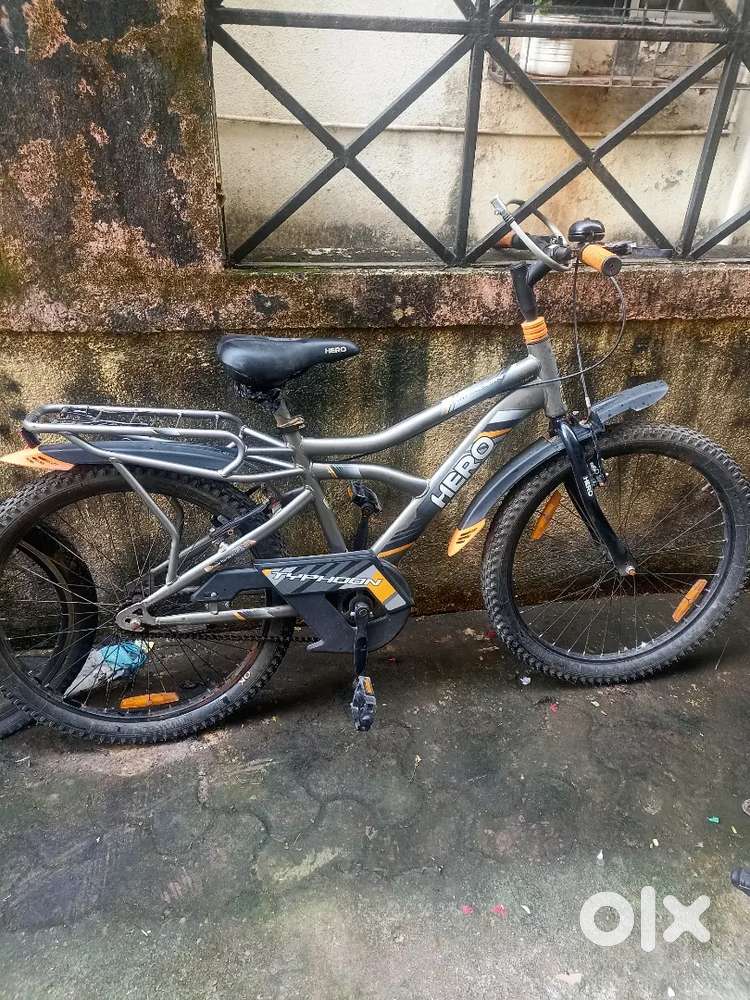 New cycle 1 year old, unused