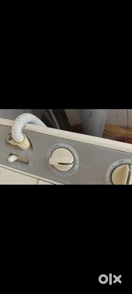 Semi automatic washing machine washing machine