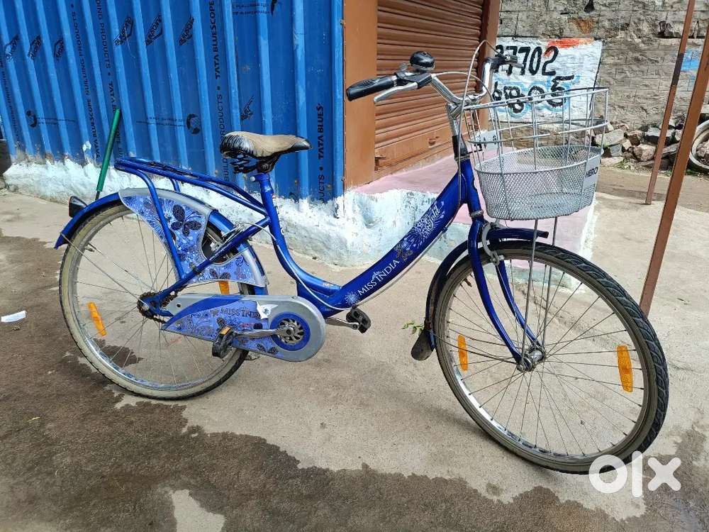 Hero Miss india girls cycle... Looking new condition