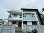 Elegant Mannuthy 2000 SqFt ,5.5cent,4bhk Villa ,Thrissur