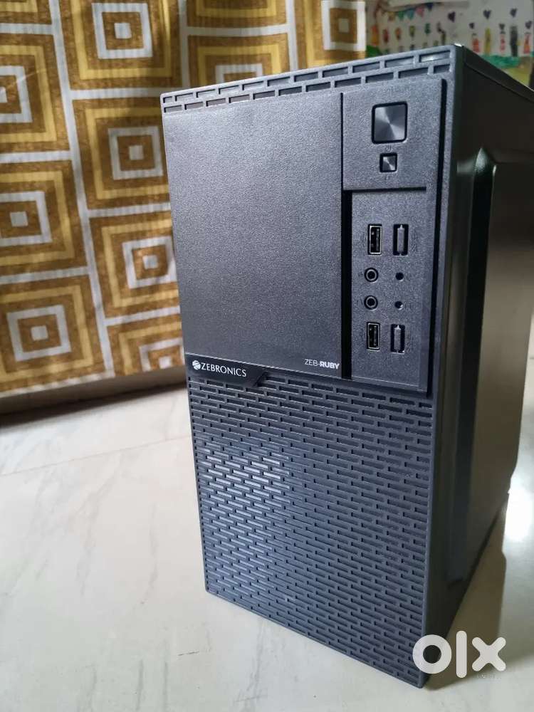 Intel CORE i3, RAM 8GB,HARD DISK 500GB.SSD 128GB.